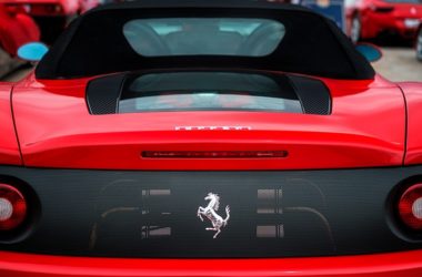 Nejdražší vozy automobilky Ferrari. Dokázali byste si na ně našetřit?